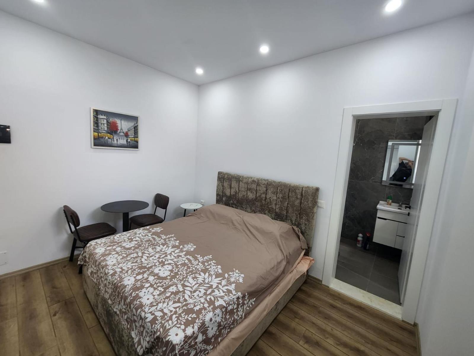 Vila 21 At Blloku Area Tiranë Eksteriør bilde